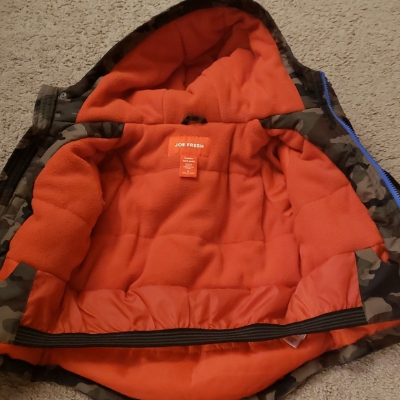 Army puffer jacket for boys - Picture 2 of 3